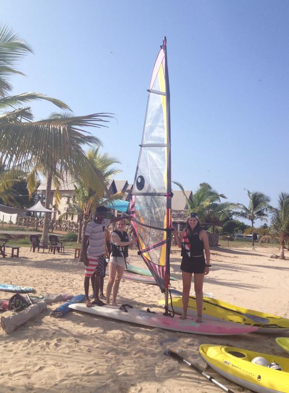 Aqua Marine Beach Resort Pasikuda Rom bilde