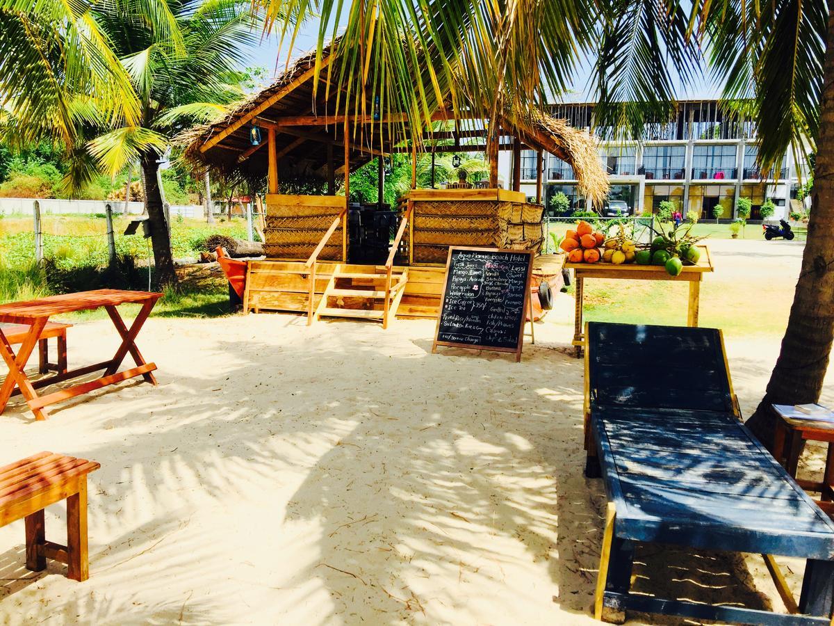 Aqua Marine Beach Resort Pasikuda Eksteriør bilde